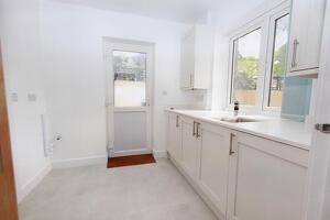 Picture #8 of Property #1611517641 in West Christchurch BH23 2GA