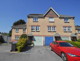 Picture #0 of Property #1613644731 in Autumn Road, Bournemouth BH11 8TF