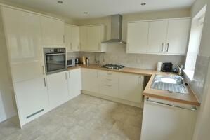 Picture #5 of Property #1617639441 in Crown Mead Mews, Wimborne BH21 1GP