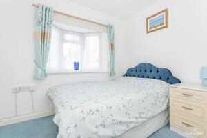Picture #12 of Property #1619192541 in Irving Lane, Bournemouth BH6 5HH