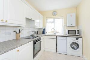 Picture #6 of Property #1619192541 in Irving Lane, Bournemouth BH6 5HH