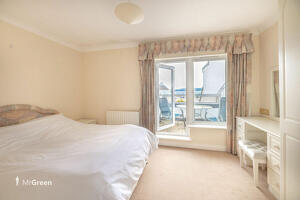 Picture #12 of Property #1624402341 in Moriconium Quay, Lake Avenue, Poole BH15 4QP