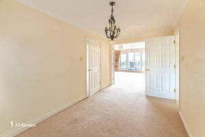 Picture #4 of Property #1624402341 in Moriconium Quay, Lake Avenue, Poole BH15 4QP