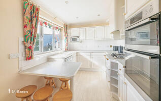 Picture #7 of Property #1624402341 in Moriconium Quay, Lake Avenue, Poole BH15 4QP
