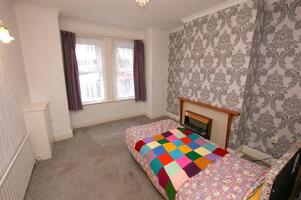 Picture #2 of Property #1625342541 in Francis Road, Poole BH12 2AT