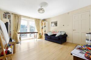 Picture #6 of Property #1629076641 in Brook Lane, Corfe Mullen BH21 3RD