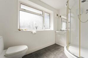 Picture #8 of Property #1629076641 in Brook Lane, Corfe Mullen BH21 3RD