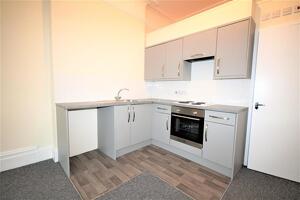 Picture #3 of Property #1629399921 in Donoughmore Road, Bournemouth BH1 4HG
