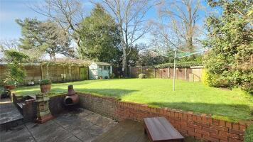 Picture #6 of Property #1635755541 in Lake Road, Verwood BH31 6BX