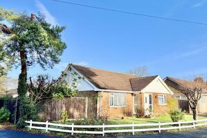 Picture #0 of Property #1639259241 in Coppice Close, St Ives BH24 2LB