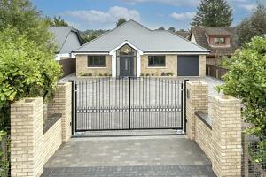 Picture #0 of Property #1641322341 in Sandy Lane, St. Ives, Ringwood BH24 2LE