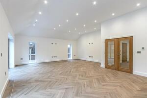 Picture #6 of Property #1641322341 in Sandy Lane, St. Ives, Ringwood BH24 2LE