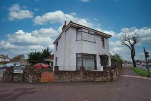 Picture #0 of Property #1643647641 in Wimborne Road, Kinson, Bournemouth BH11 9AP