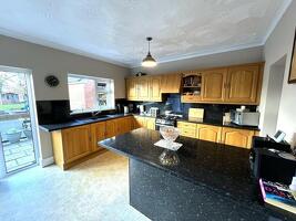 Picture #9 of Property #1649654241 in Darbys Lane, Oakdale BH15 3ES