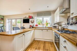 Picture #9 of Property #1650670641 in Wycliffe Road, Bournemouth BH9 1JP