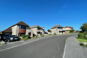 Picture #1 of Property #1650905931 in Cauldron Barn Road, Swanage BH19 1QF