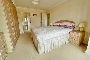 Picture #5 of Property #1650905931 in Cauldron Barn Road, Swanage BH19 1QF