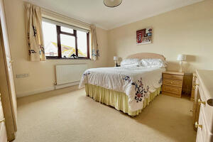 Picture #8 of Property #1650905931 in Cauldron Barn Road, Swanage BH19 1QF