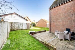 Picture #19 of Property #1651551441 in Little Dewlands, Verwood BH31 6QA