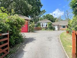 Picture #0 of Property #1654487541 in Ringwood Road, Poole BH14 0RZ