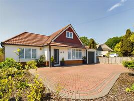 Picture #4 of Property #1655245641 in Moonrakers Way, Highcliffe BH23 4RD