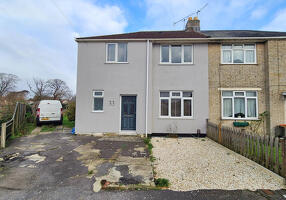 Picture #0 of Property #1660351341 in Causeway Crescent, Totton SO40 3AX
