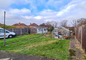 Picture #1 of Property #1660351341 in Causeway Crescent, Totton SO40 3AX