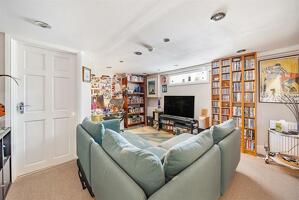 Picture #10 of Property #1660979931 in St. James Close, Poole BH15 1JL