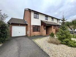 Picture #0 of Property #1663686231 in Clematis Close, Highcliffe On Sea, Christchurch BH23 4UE