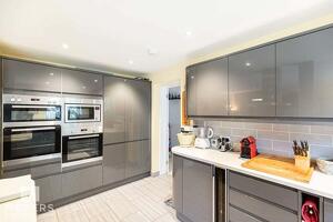 Picture #9 of Property #1664923641 in Harewood Avenue, Bournemouth BH7 6NJ