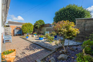 Picture #12 of Property #1668311541 in Clarendon Road, Christchurch BH23 2AB