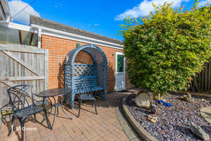 Picture #13 of Property #1668311541 in Clarendon Road, Christchurch BH23 2AB