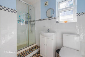 Picture #9 of Property #1668311541 in Clarendon Road, Christchurch BH23 2AB