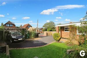 Picture #18 of Property #1674858141 in Westbury Road, Ringwood BH24 1PG
