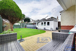 Picture #3 of Property #1676128641 in The Avenue,  Bournemouth BH9 2UT