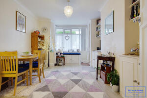 Picture #8 of Property #1676128641 in The Avenue,  Bournemouth BH9 2UT