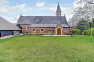 Picture #0 of Property #1676362641 in Stapehill Abbey , Wimborne Road West BH21 2FP