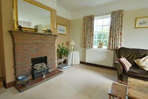 Picture #4 of Property #1678611741 in Dullar Lane, Sturminster Marshall BH21 4AD