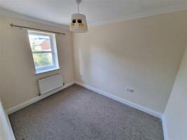 Picture #10 of Property #1678821141 in Ringwood Road, Poole BH12 4LT