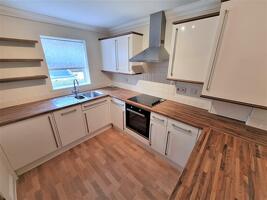 Picture #2 of Property #1678821141 in Ringwood Road, Poole BH12 4LT