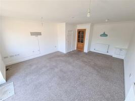 Picture #5 of Property #1678821141 in Ringwood Road, Poole BH12 4LT