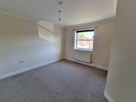 Picture #8 of Property #1678821141 in Ringwood Road, Poole BH12 4LT