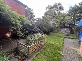 Picture #18 of Property #1679918931 in Osborne Road, Southampton SO40 9DN