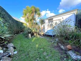 Picture #18 of Property #1682471541 in Hamble Road, Oakdale , Poole BH15 3NL