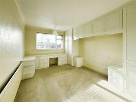 Picture #7 of Property #1682929341 in Park Drive, Verwood BH31 7PE