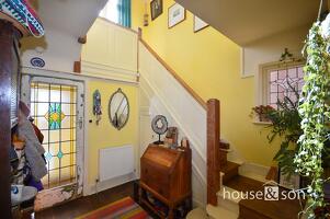 Picture #1 of Property #1688910741 in Hillcrest Road, Bournemouth BH9 3HX