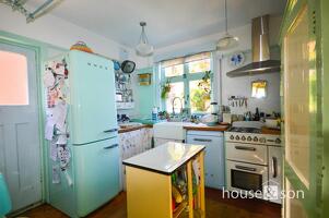 Picture #5 of Property #1688910741 in Hillcrest Road, Bournemouth BH9 3HX