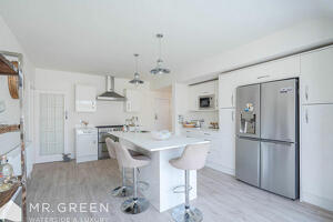 Picture #8 of Property #1689642741 in Cross Ways, Christchurch BH23 2PH