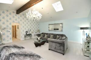 Picture #4 of Property #1689682341 in Jubilee Hill, Woodlands, Wimborne BH21 8LY
