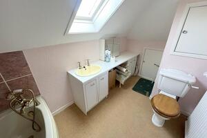 Picture #20 of Property #1695168531 in Lulworth Crescent, Hamworthy, Poole BH15 4DL